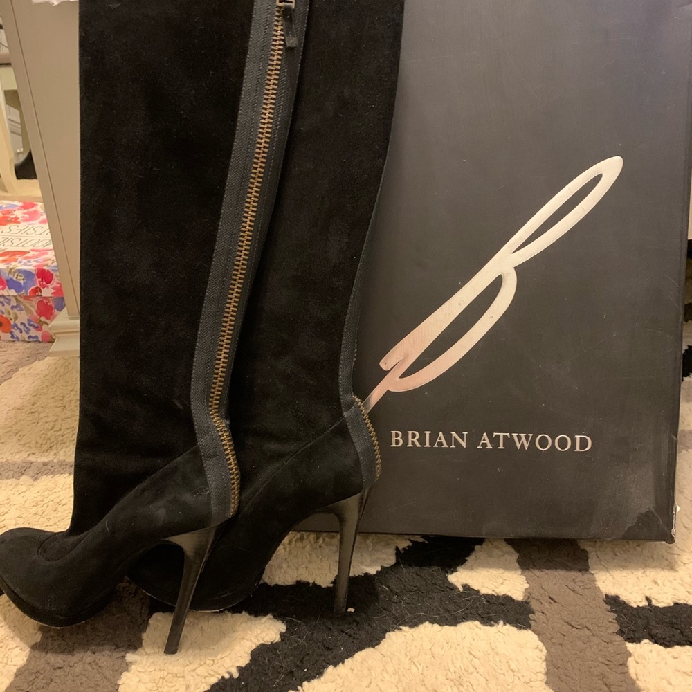 100% authentic Brian Atwood